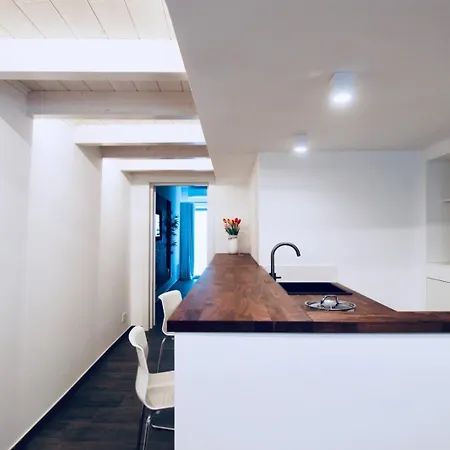 Butterfly Couette-café